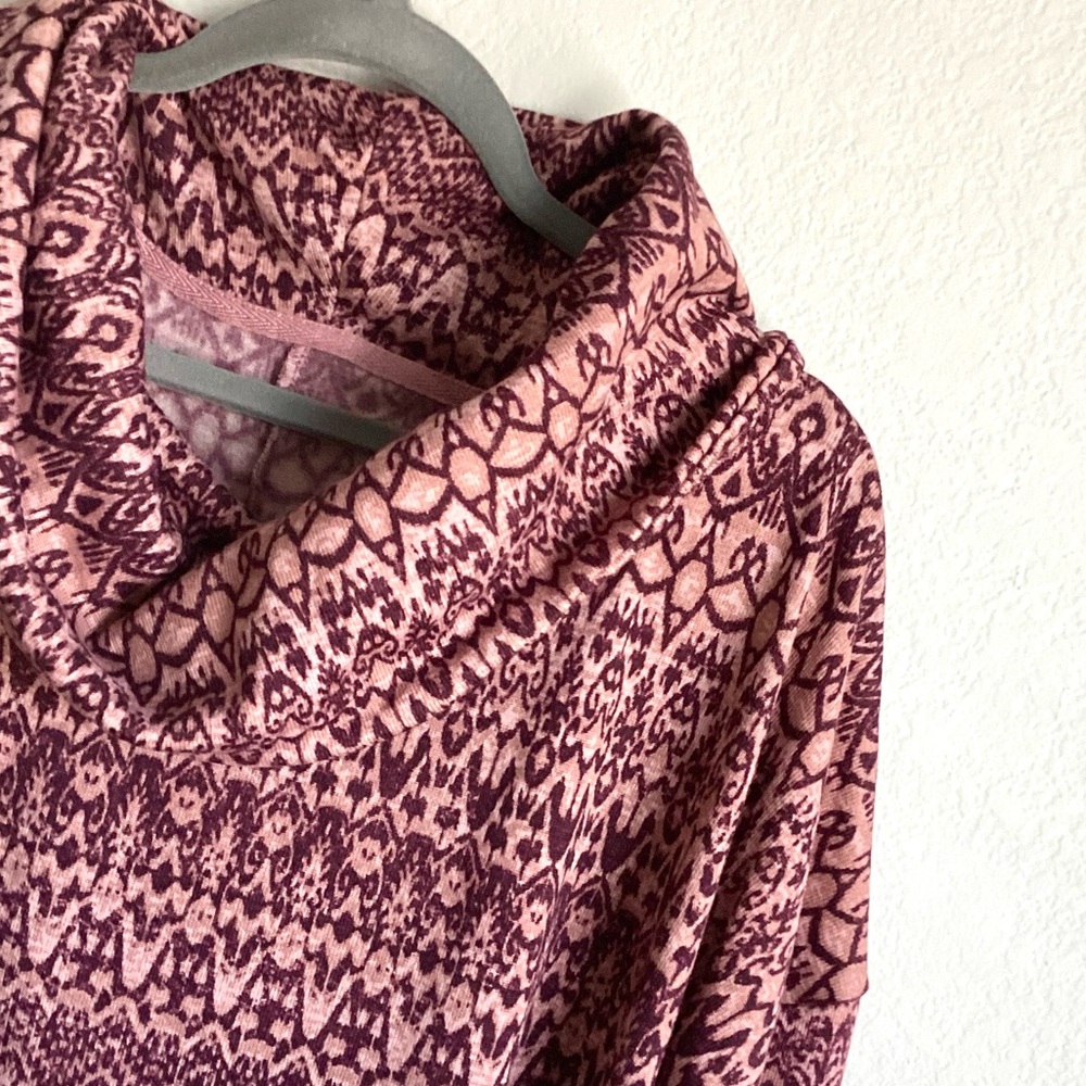 \St. John’s Bay\• Activewear Cowl Neck Pullover - Picture 2 of 14